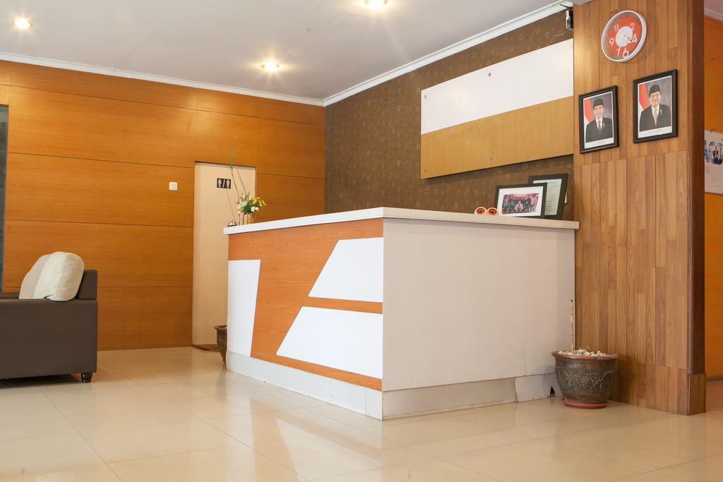 Reddoorz Syariah Near Btc Fashion Mall Bandung Exteriör bild
